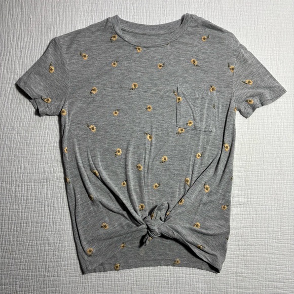 No Boundaries Tops - No Boundaries Gray Floral Knot-Front Blouse